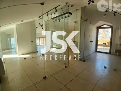 L19547 - Office For Rent In A Prime Location In Biyada