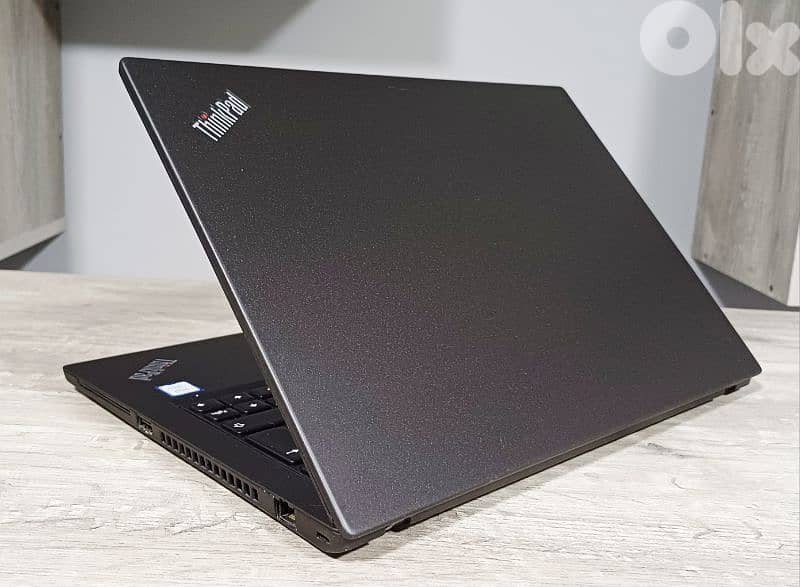 T490s LAPTOP touch thinkpad - core i7 gen 8 - 32 gb ram -14" fhd touch 2