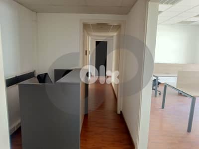 Spacious Layout,Apartment or Office,achrafieh REF#MM127883