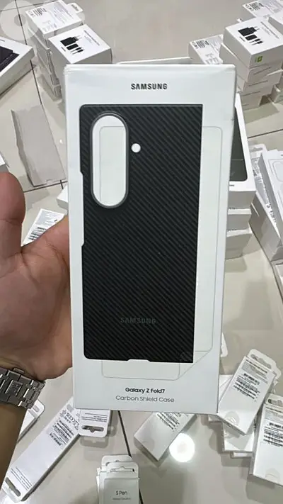 Samsung Galaxy Z fold 7 Carbon Shield Case