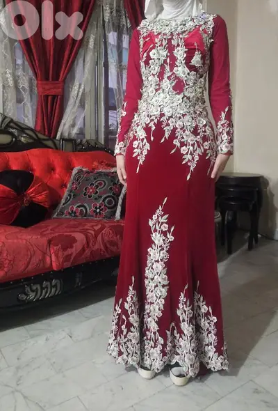 فستان سهره مخمل احمر