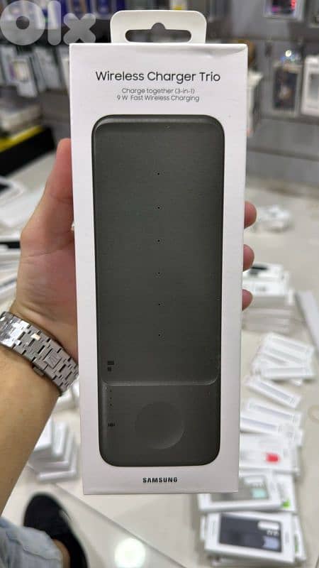 Samsung Wireless Charger Trio 0