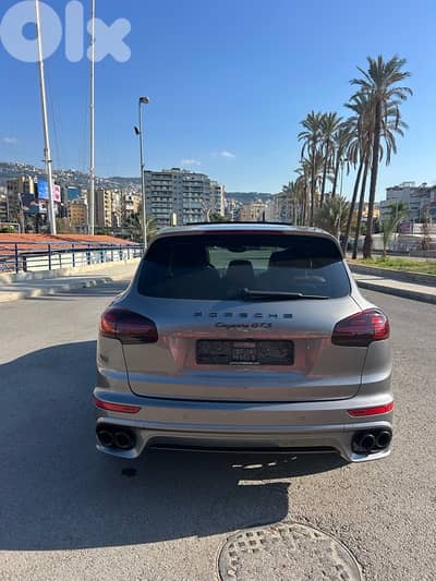 Porsche Cayenne GTS 2016 From Porsche Lebanon 90000 km only !!!!