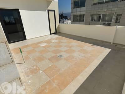 L19582 - Spacious & Bright Apartment For Rent in Verdun, Beirut
