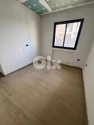 Apartment for sale atchane / شقة للبيع في العطشانة