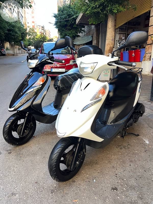Suzuki Adress V 125 Japanese 0