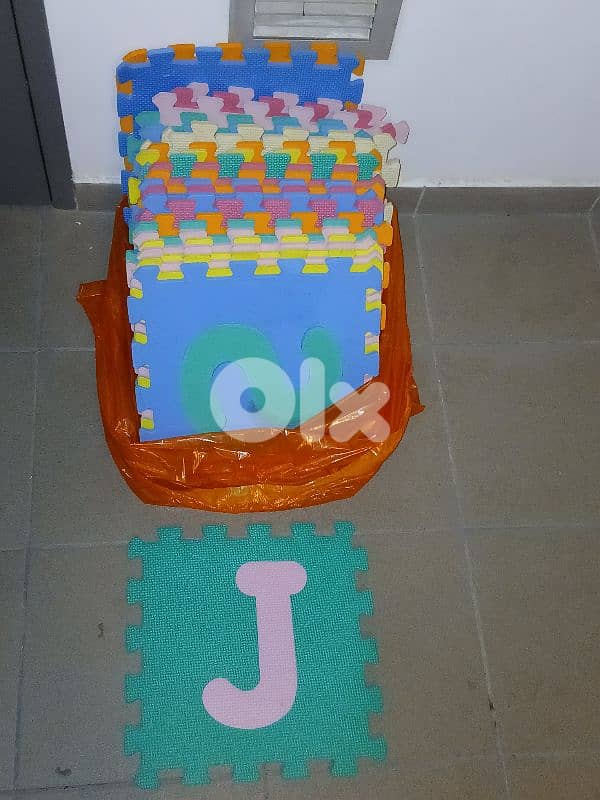 alphabetical puzzle mat 0