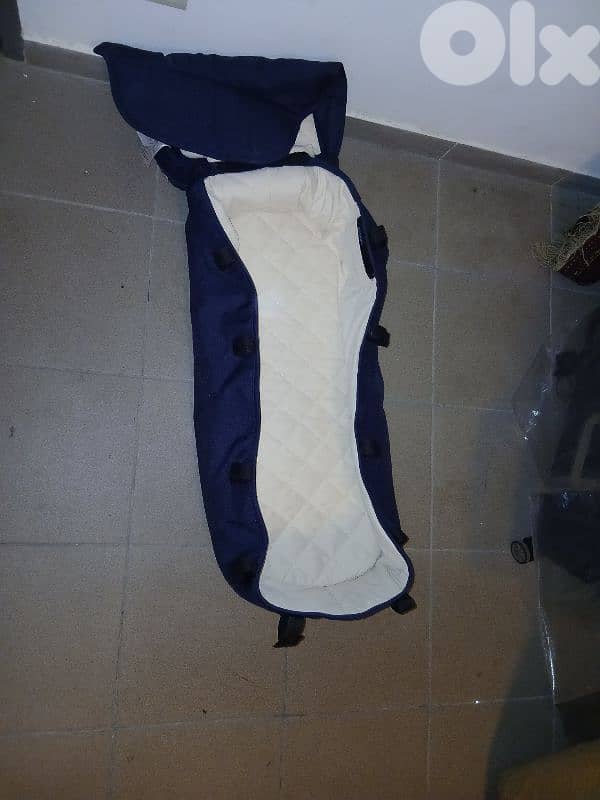portable bed in good condition 0