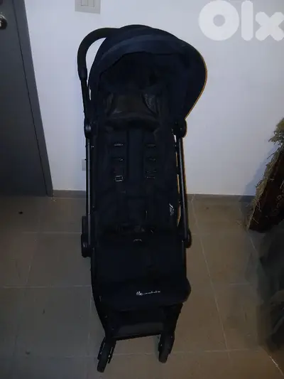 stroller ergobaby black color,foldable