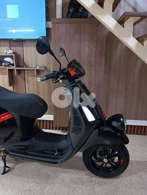 Vespa GTV like new 12900klm on odo still under ANB warranty 0