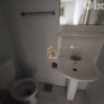 Office for rent in Achrafieh JD260 مكتب للإيجار في الأشرفية