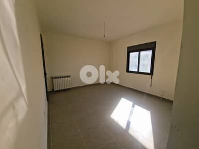 L19588 - Spacious Apartment for Rent in Kfarhbeib