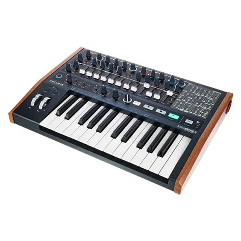 Arturia MiniBrute 2 Analog Synthesizer 2