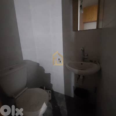 Shop for rent in Achrafieh JD261  محل تجاري للإيجار في الأشرفية