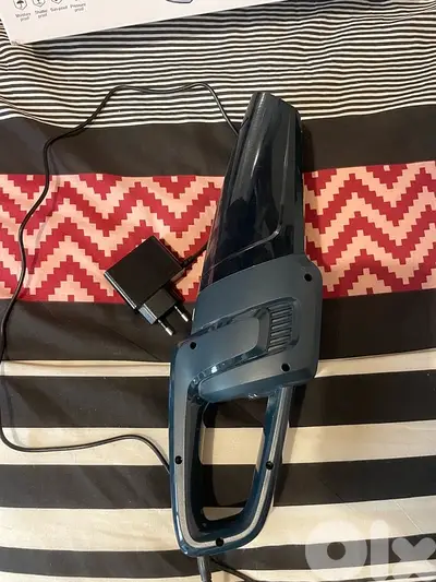 handheld vacuum cleaner