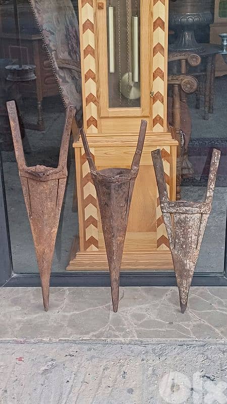 antique 0