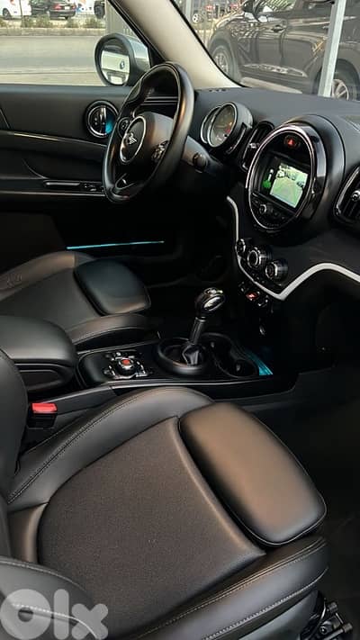 MINI Cooper S Countryman 2019 clean car faxامكانية التقسيط