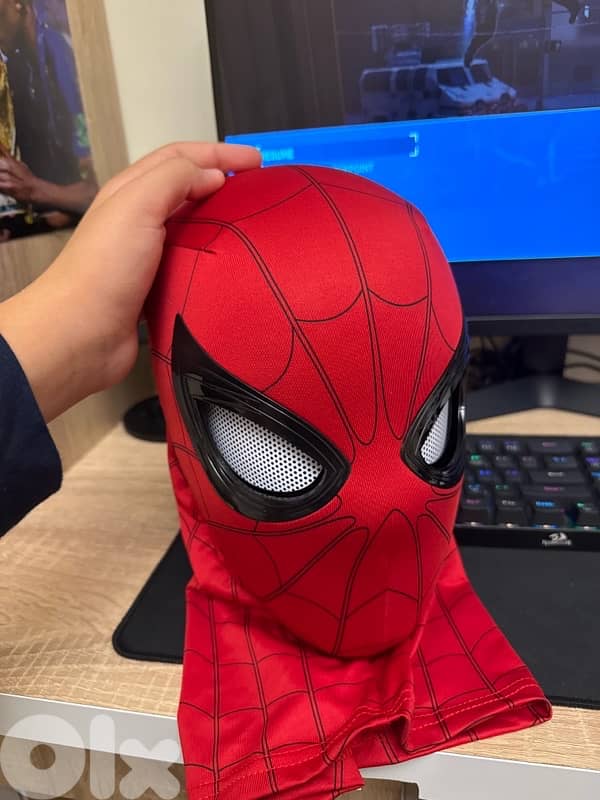 very rare spider man tom holland spider man mask 0