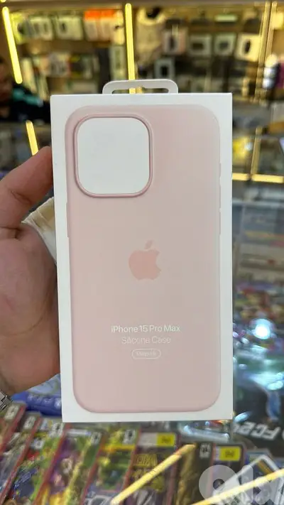 Silicone case magsafe iphone 15 pro max light pink