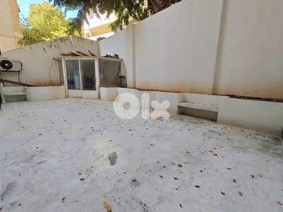 Fanar | 4 Bedrooms 230m² + 80m² Terraces | 4 Parking Spots | Balcony
