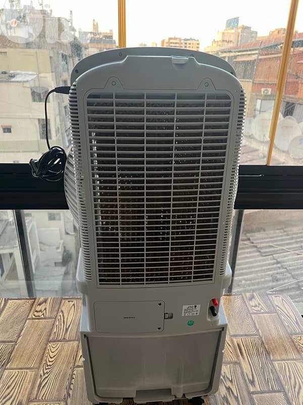 JTC RECHARGEABLE FAN 1