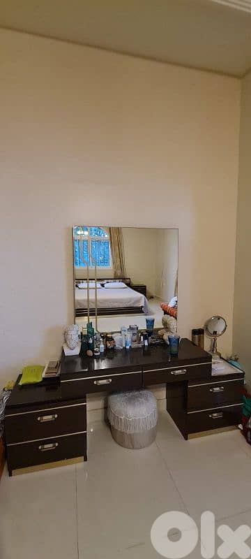 Full Bedroom 6