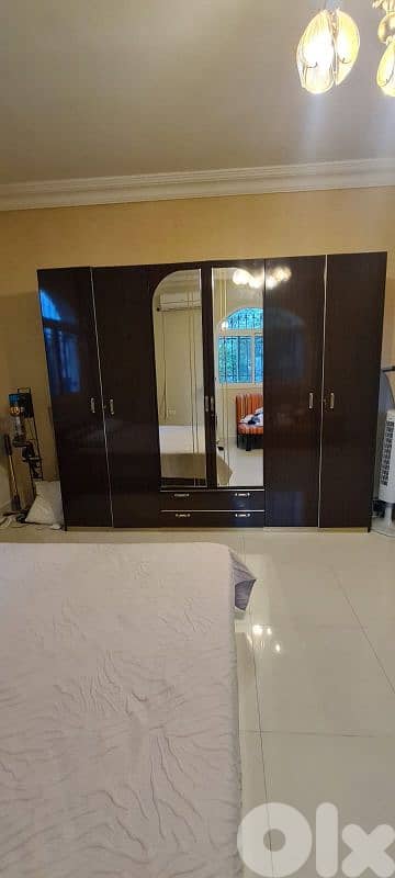 Full Bedroom 7