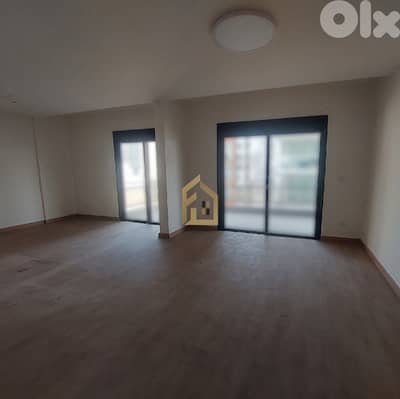Office for rent in Achrafieh JD267 مكتب تجاري للإيجار في الأشرفية