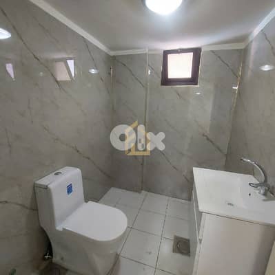 Office for rent in Achrafieh JD267 مكتب تجاري للإيجار في الأشرفية