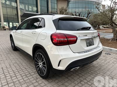 Mercedes-Benz GLA-Class 2018 Edition AMG LOOK 4Matic