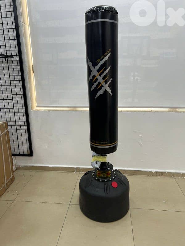 Boxing Stand 1