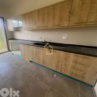 Apartment for sale in Bouar RBJH8 شقة للبيع  في بوار