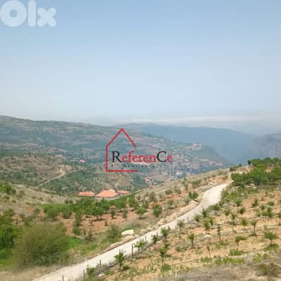Villa with land in Bazoun Bcharre  فيلا مع أرض في بزعون بشري