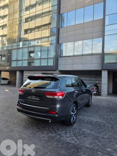 Kia Sorento 2017 V4 4x4 7 seats