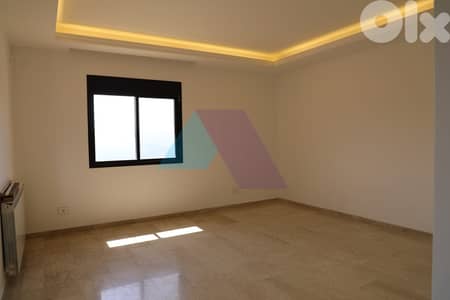 350m2 duplex apartment+terrace+open view 4sale in Baabdatشقة في بعبدات