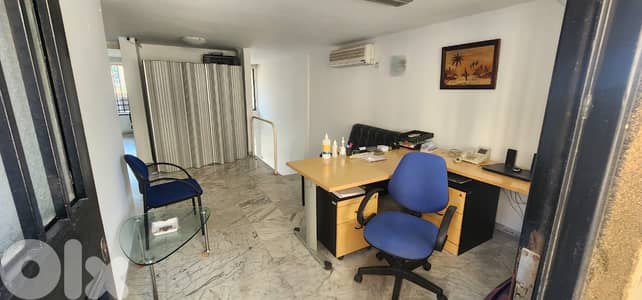 GMC149AJ - Showroom for sale in Dekweneh - صالة عرض للبيع في الدكوانة