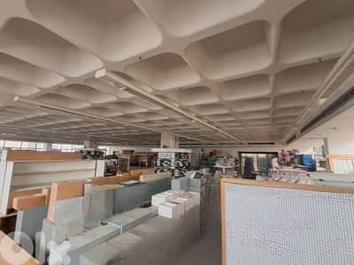 Showroom for Rent – Ain Saade