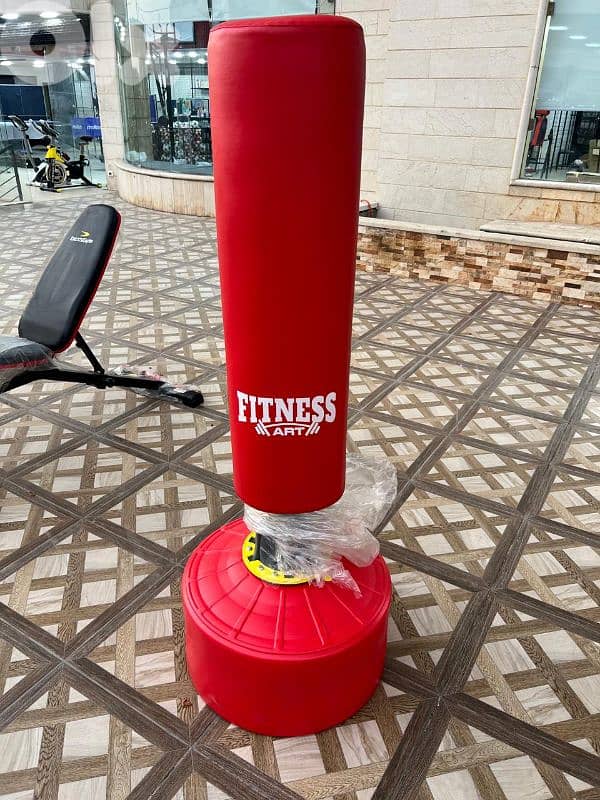 Boxing bag with stand 0