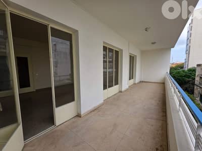 L19327 - Catchy Deal! Apartment For Sale in Achrafieh, Sassine