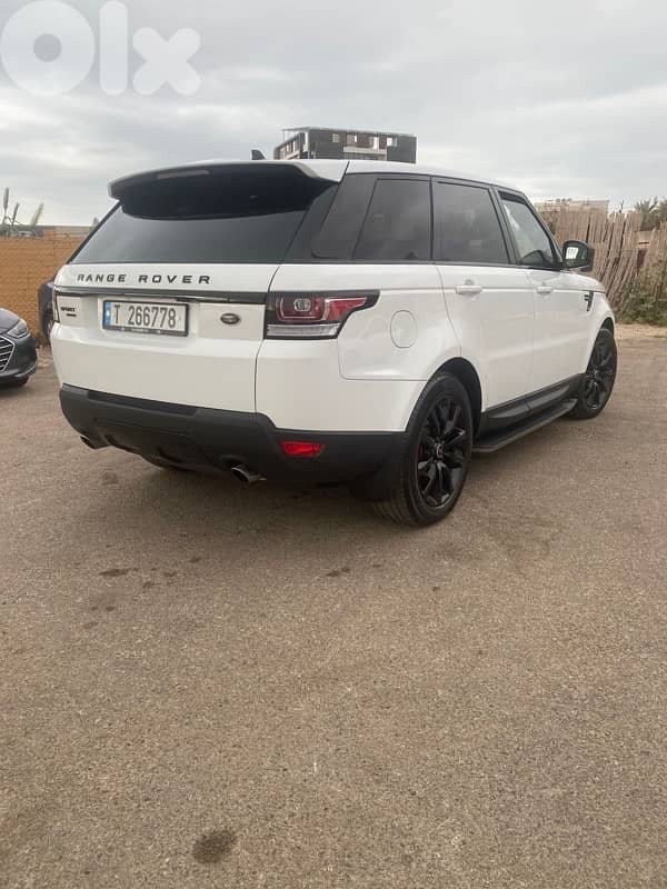 Land Rover for rent 2017 0