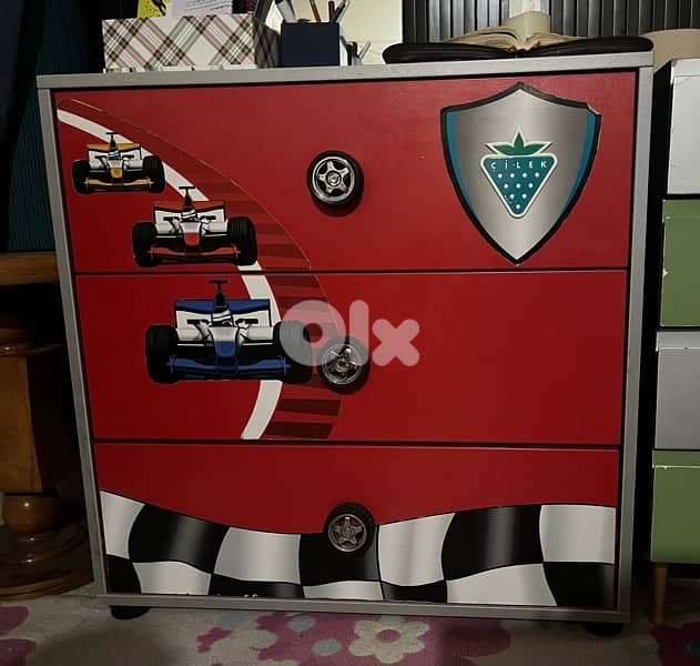 wood Dresser 1
