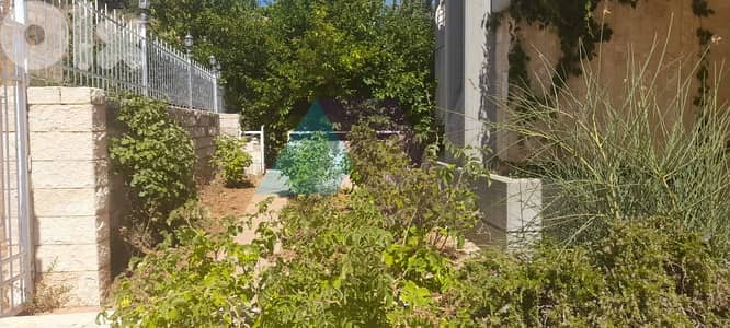 1400m2 furnished Villa+garden+terrace+mountain view 4sale in Faytroun