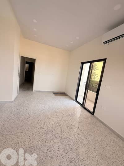 Apartment for sale in Al Bouar-Tabarja شقة للبيع في البوار-طبرجا