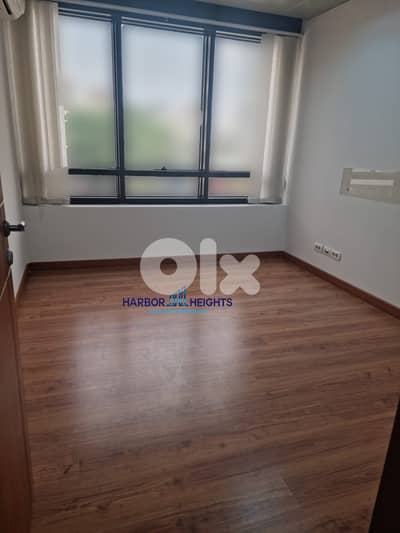 office for Rent in sin el fil  مكتب للإيجار في سن الفيل