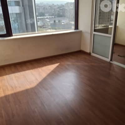 L19639 - 130 SQM Office For Sale in a Commercial Center in Dekweneh