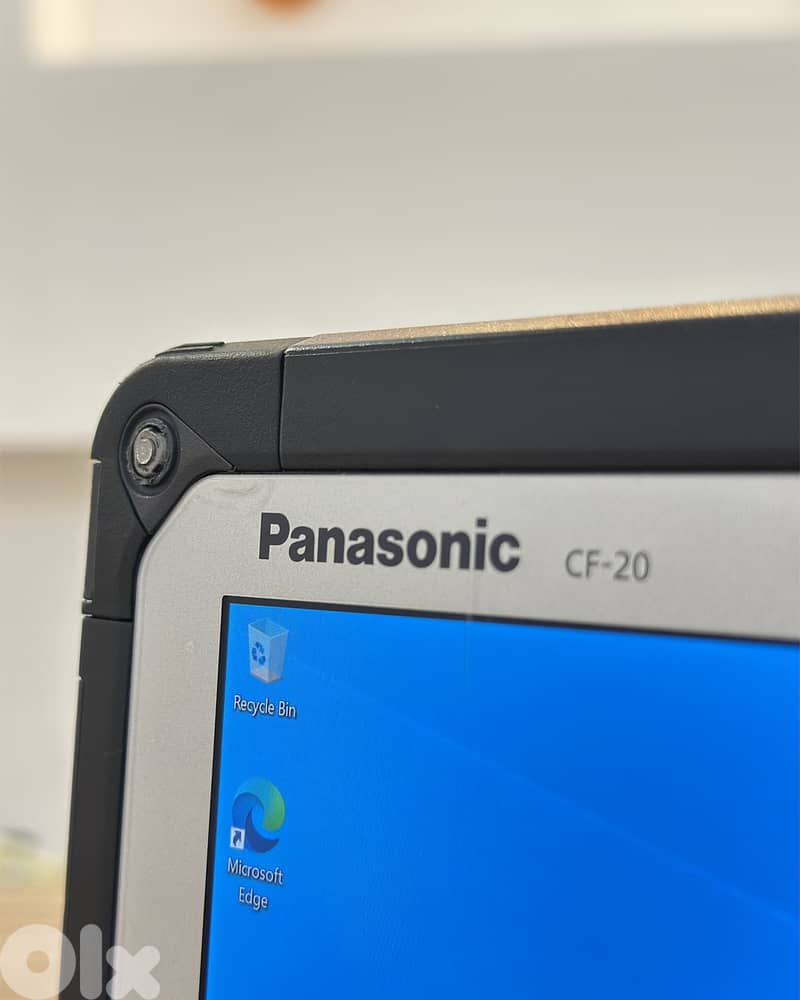 PANASONIC TOUGHBOOK CF 20 CORE i5-7Y57 10" FHD+ TOUCHSCREEN TABLET 3