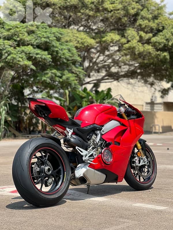 Panigale V4S 9