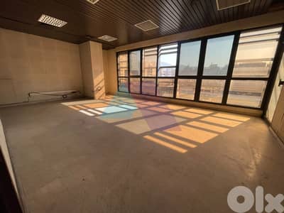 650m2 office with prime location 4rent in Dora-مكتب للإيجار في الدورة