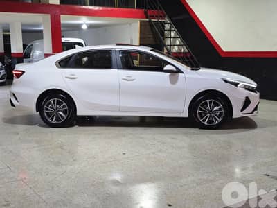 KIA / CERATO/  LIMITED EDITION BRAND NEW 0KM  FATHA JELED FULL !!!!