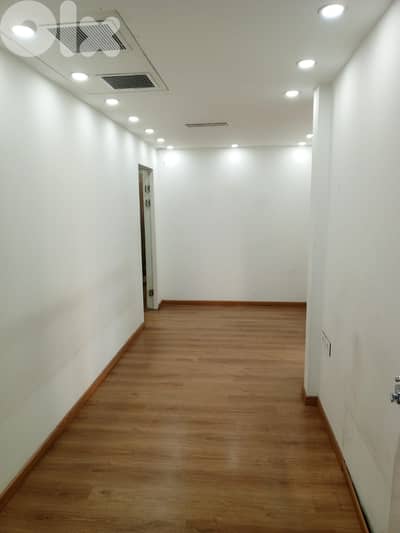 Office for rent in Saifi , 70m, $ 1000 cash